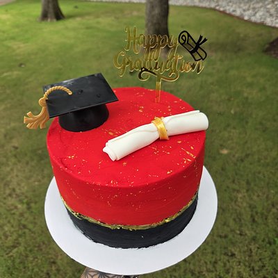 Graduation Cake (8"3 Layer) 