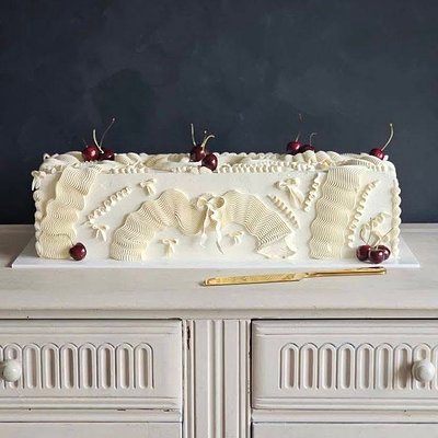 Cake Table Runner