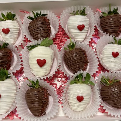 Custom Chocolate Covered strawberries 