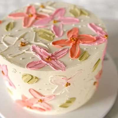 Pre- Designed Themed Cakes