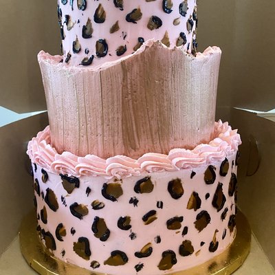 Custom Cakes