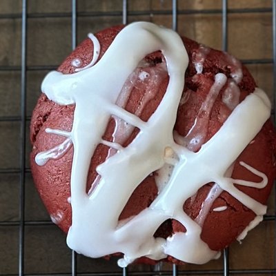 RED VELVET STUFFED CREAM CHEESE