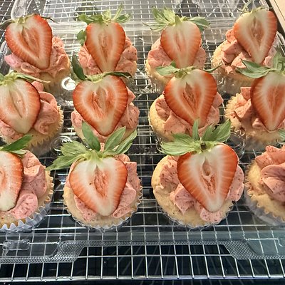 BYO Cupcake (Specialty)