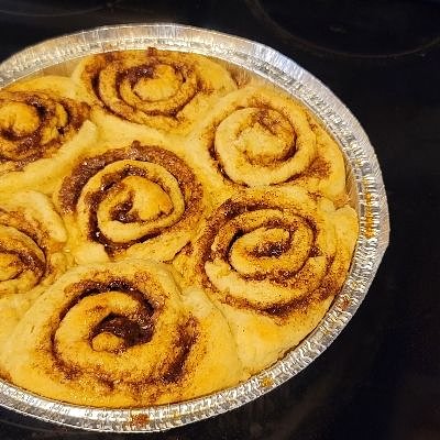 Cinnamon Rolls - 7 Count Tray