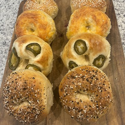 Sesame Bagels (4)