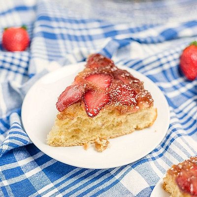 Strawberry Upside Down Cake 