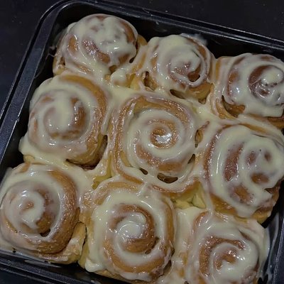 Cinnamon Rolls 9ct 