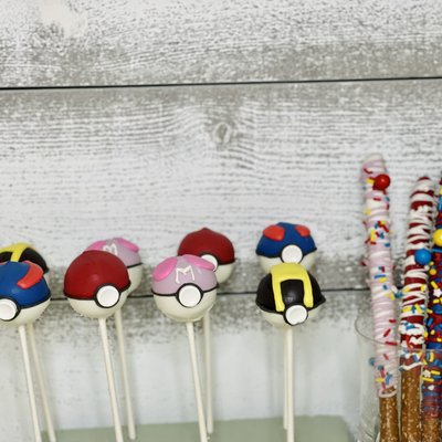 Pokémon Themed Cake Pops 