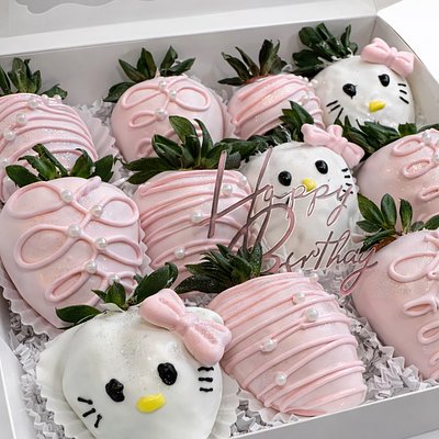 Elegant Chocolate Covered Strawberries 