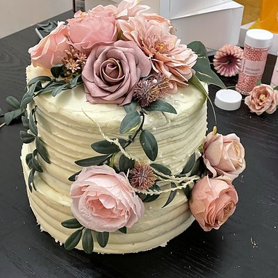2 Tiered Cake 
