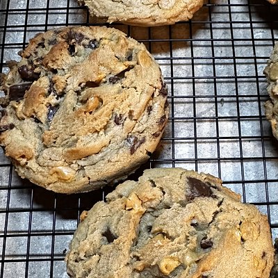 Reese’s Peanut Butter Cookies 3oz (dozen)