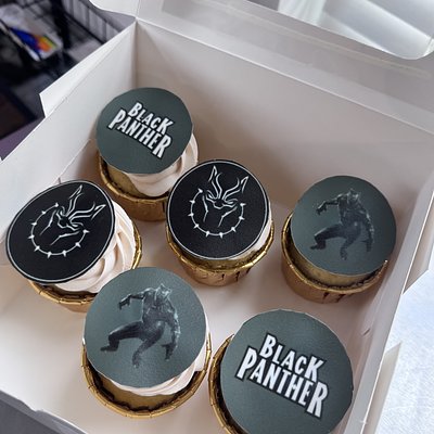 Half dozen cupcakes 