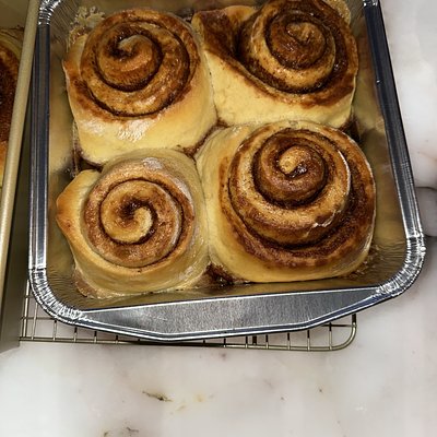 Cinnamon Rolls 