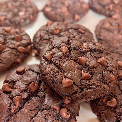 Triple Threat Chocolate Cookie
