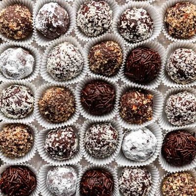 Rum balls (dozen)