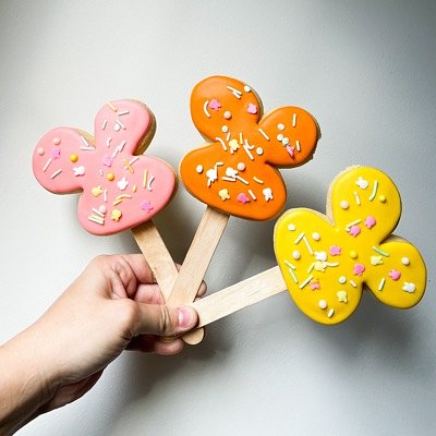 cookie pops (can customize with names)