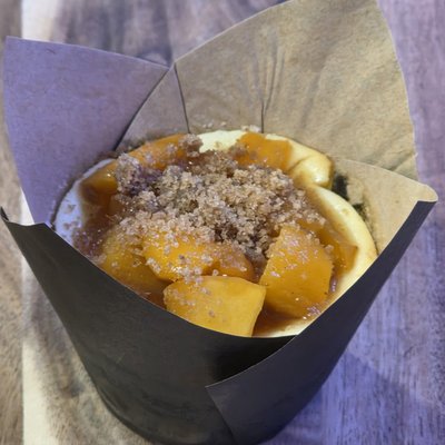 Peach Cobbler Cheesecake 