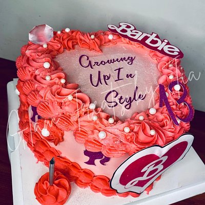 8” Custom Heart Cake 