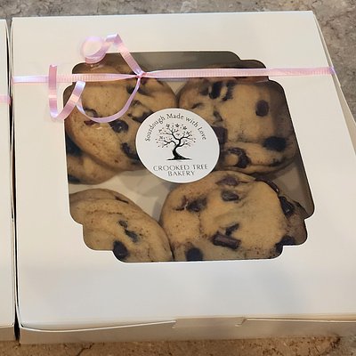 Sourdough Chocolate Chip Cookies (8 Pack)