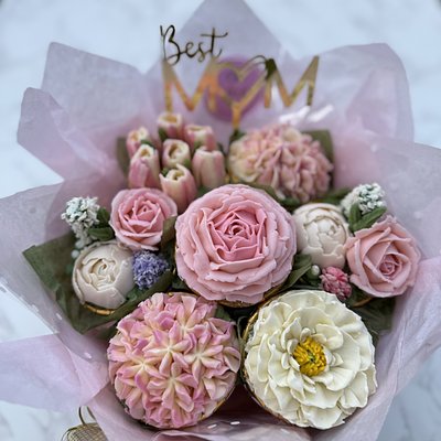 SOLD OUT! Mother’s Day Elegant Pink Bouquet of 7