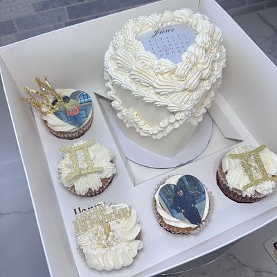 4” Heart Bento Box W/ Cupcakes 