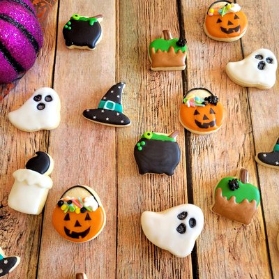 1 Dozen Mini Halloween Cookies 