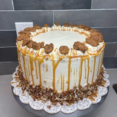 8 Inch Southern Pecan Cake With White Chocolate Mouse Filling