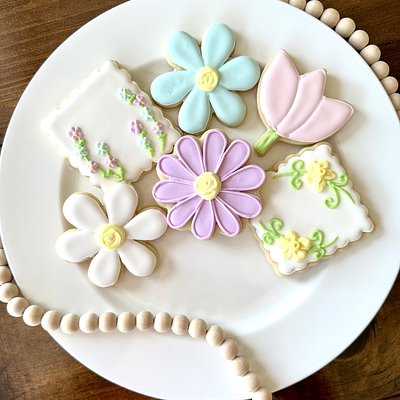 Variety Spring Flowers - Dozen