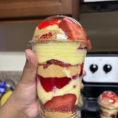 Strawberry Cheesecake Cup 