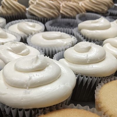 Cupcake Dozen 