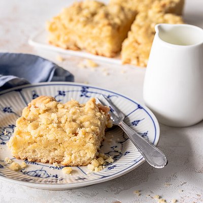 “Streuselkuchen” aka Streusel Cake