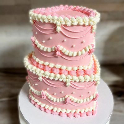 6in, 8in Heart Cake, 2 Layers Each
