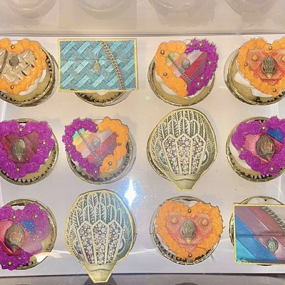 Top Tier Cupcake Box