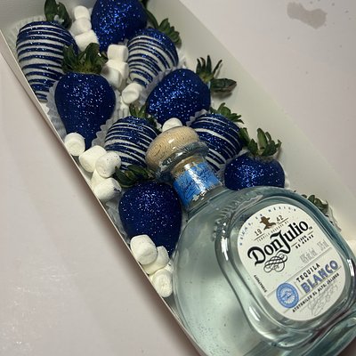 ITS A PARTYY Strawberries(Valentine)