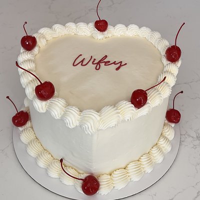 Heart Shaped Cake - Signature