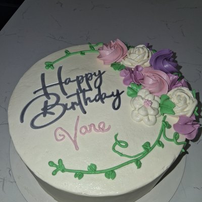 8 Inch Round Cake