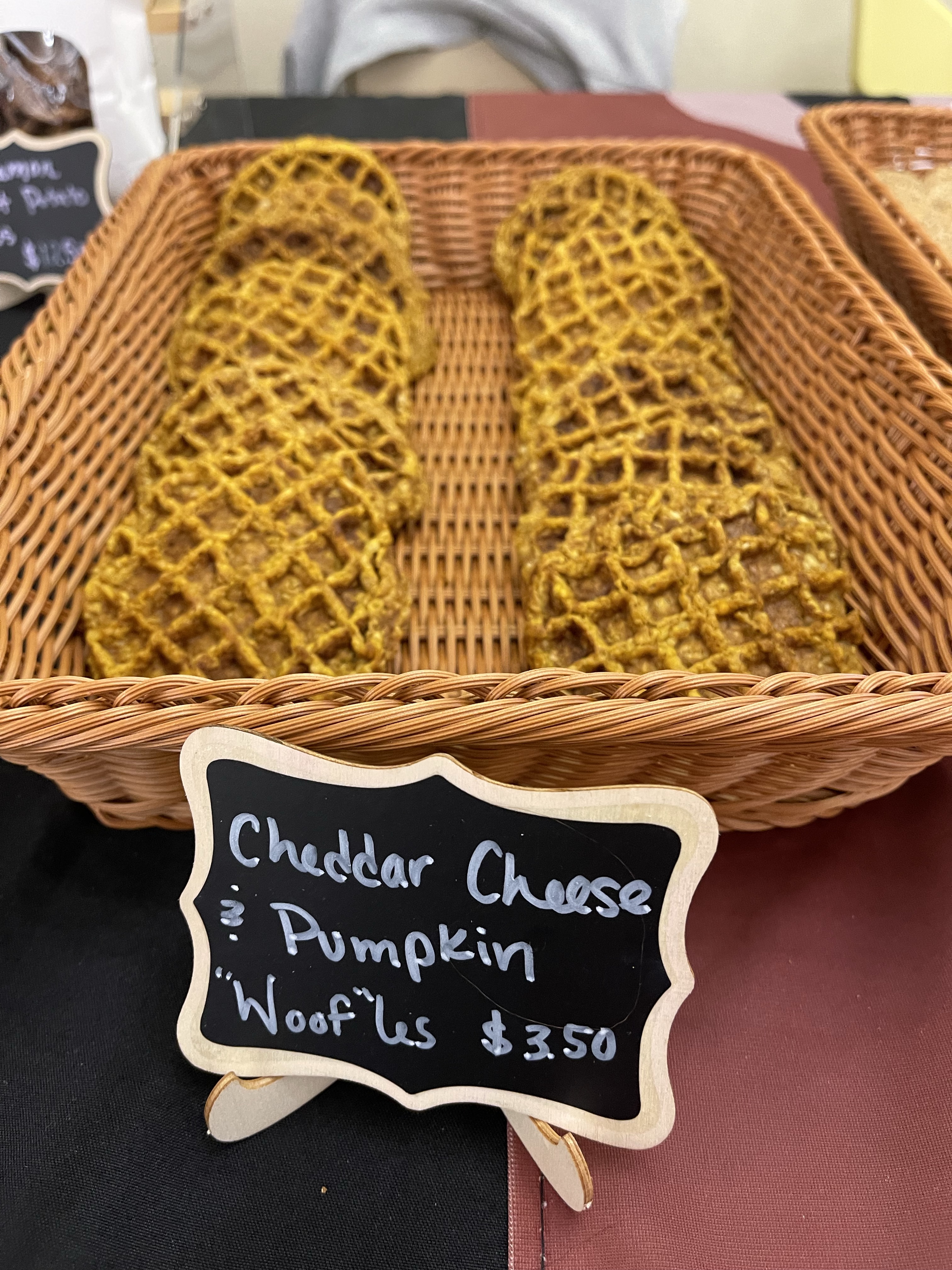 Cheddar Cheese And Pumpkin Woofles 