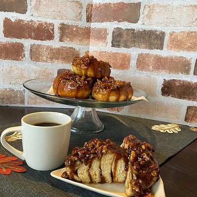 Sticky Bun 6pc 