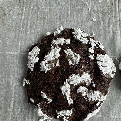 Chocolate Crinkle Cookies