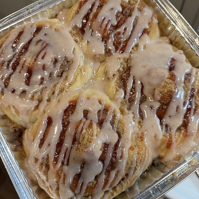 Peach Cobbler Cinnamon Rolls 8x8 Pan