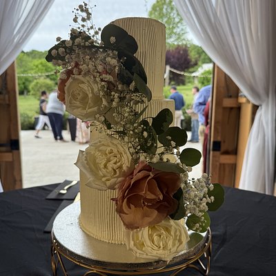 4in/6in/8in 3 Tier Wedding Cakes