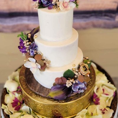 Blushing Bloom Wedding Cake (45-50 Servings)