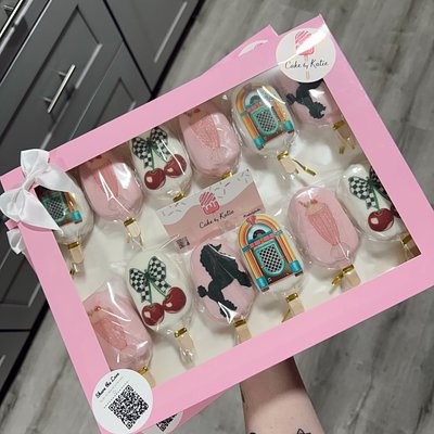 Signature Cakesicle Dozen