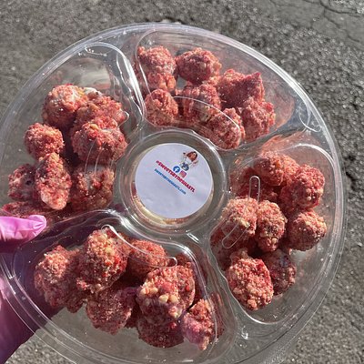 45 Grapes And Cheesecake Dip : Strawberry Crunch Chocolate Covered Grapes  Tray 