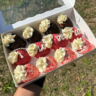 Cream Cheese Filled Covered Strawberries 