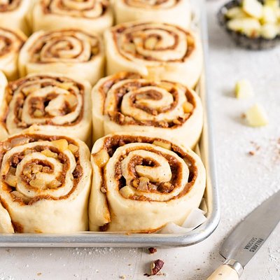 Sourdough Apple Cinnamon Rolls (6)