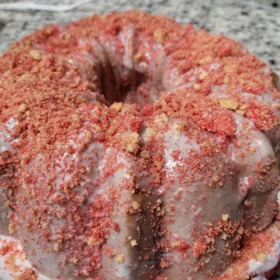 Strawberry 🍓 Pound Cake 