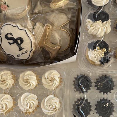 Classic Mini Cupcakes