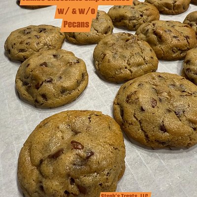 Jumbo Chocolate Chip Cookies