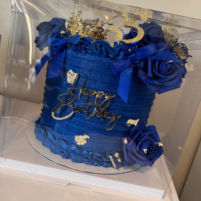 8” Luxury Cake 